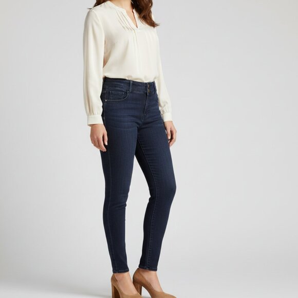 Ann Taylor Denim - Ann Taylor Petite Curvy High Waist skinny jeans - Sz 6P